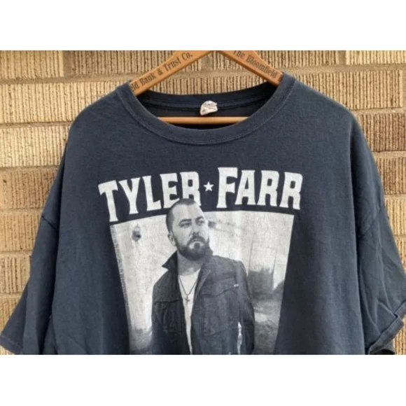 Tyler Farr Men’s 2XL A Little Too‎ Far Black Short Sleeve Us Tour Shirt Country - Picture 3 of 8